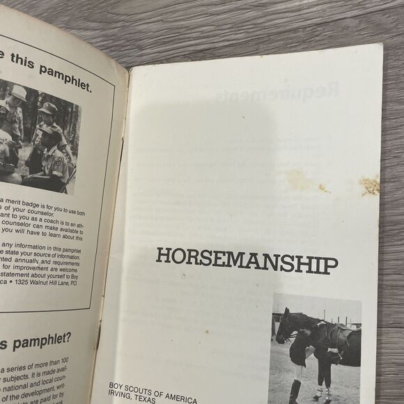 VTG Lot Of 4 Boy Scouts Of America Merit Badge Series Boys Life Handbook - Picture 4 of 11